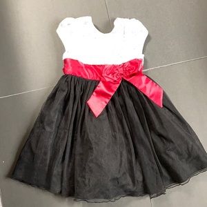 Jona Michelle Girls dress White Floral Embroidered Sequined bodice Red Sash Sz 5